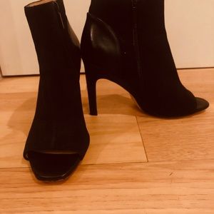 Veto Cupio/ Eight Fifteen Beautiful, suede, open toe! Size 8 1/2.